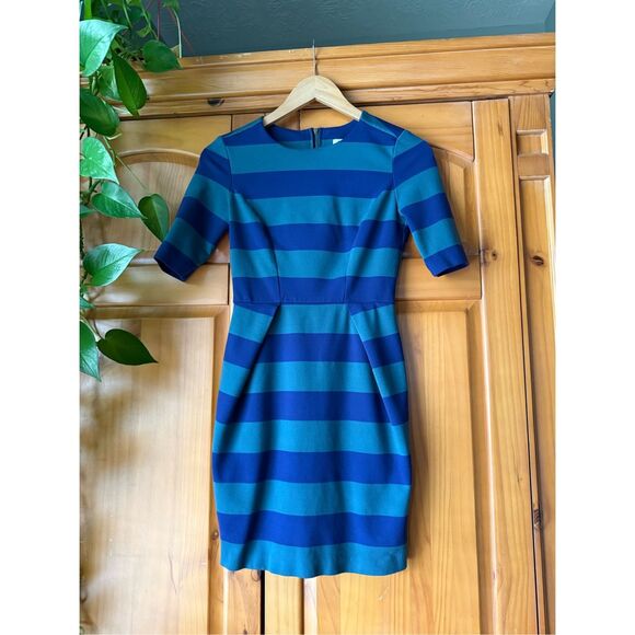 Fossil Blue Rugby Striped Short Sleeve Sheath Dress Crew Neck Back Zip SZ XS - Picture 4 of 12